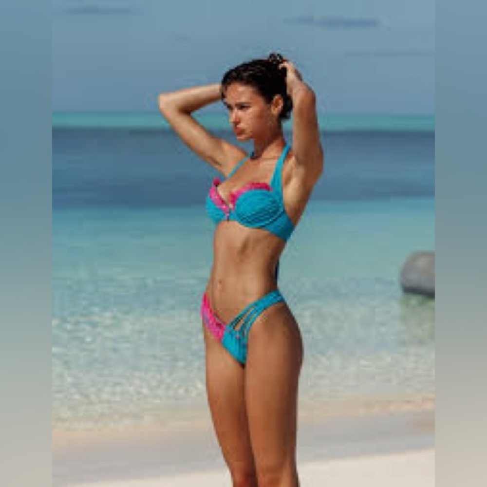 Beach Bunny Bikini Big Girls Don’t Cry Bikini